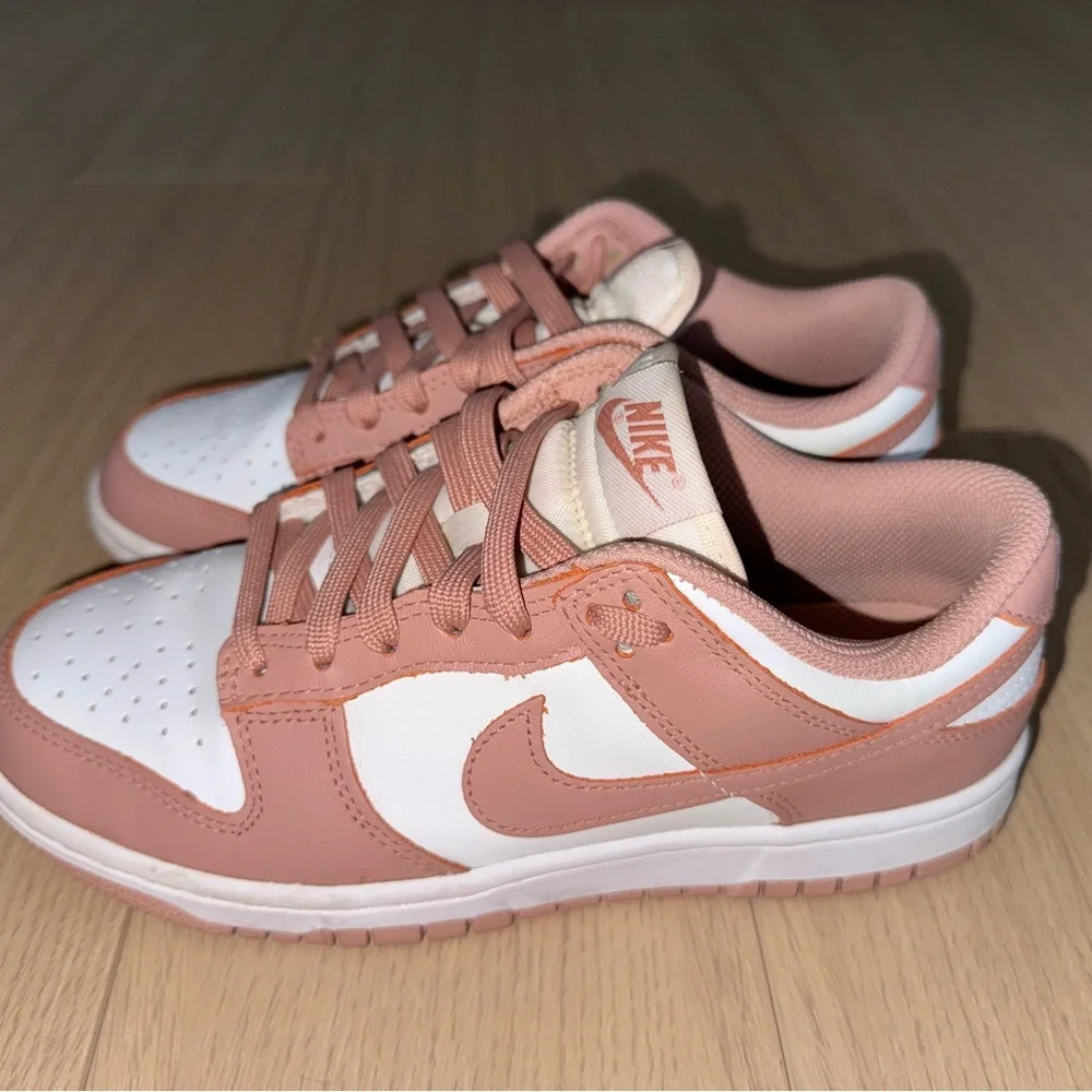 Nike Sneakers / Nike Dunk - Picture 4 of 5